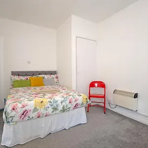 Apartment Cosy In Central *