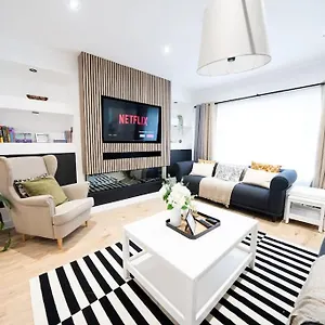 The Green Coach House London