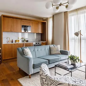 Apartment Luxury In A Vibrant Part Of North *