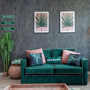 Palm Tree House - Beverly Hills *