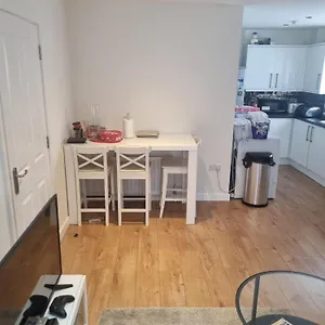 Splendid Two Bedroom Flat Apartment London