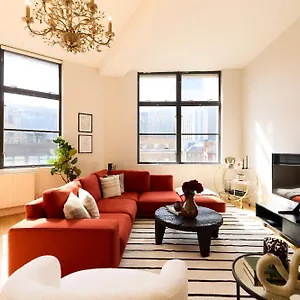 The Spitalfields Beauty - Bright 2bdr Flat * London