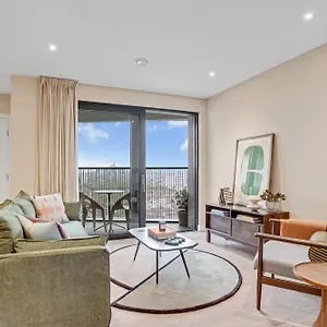 Apartment Riverstone Heights