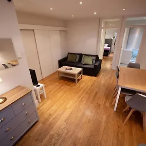 Holiday home Kensington Place