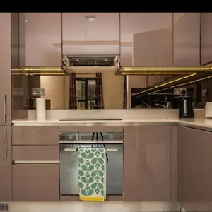 Apartment Modern East