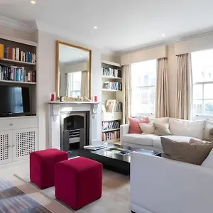 Close To River And Park With Stunning Roof Terrace Holiday home
