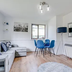 Canadawater-2bedroom-1bathroom-wifi-free Parking London