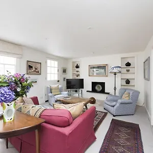 Holiday home Perfect Kensington Mews House - Quiet Location *