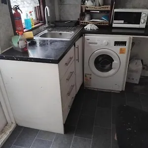 Bed & Breakfast With Own Toilet And Bath Erith