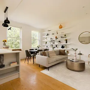 The Philbeach Gardens Place - Lovely 5bdr Flat With Terrace Apartment *