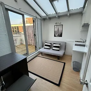Top Floor Delightful Flat