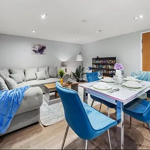 Battersea Superior - Getaway * London