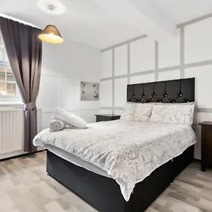 Center Cozy Double Bedroom In A Great Location *