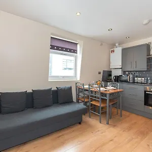 Apartment Lovely 3 Bedroom Flat , Aldgate, Tower Hill, Whitechapel