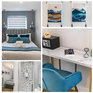 Apartment Urban Nest - Stylish Escape *