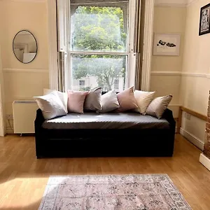 Spacious 2br Flat Near Hyde Park Apartment London