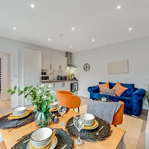 Lavish - 5 Minutes From Tottenham Stadium Spurs London