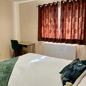 Ridge Hill House Homestay *