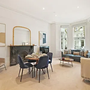The Luxe Sanctuary - La Reserve Knightsbridge London