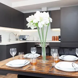 Apartment Luxurious Modern 1 Bed In Twickenham!