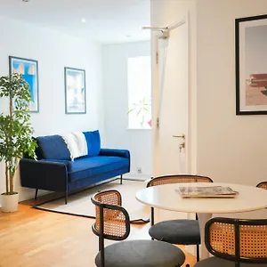 Fun Energetic Oasis In Islington Apartment