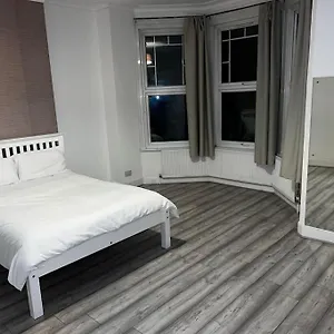 A Beautiful Four Bedroom Family Holiday home