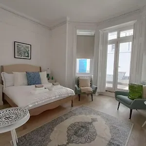 Charming And Cosy 1 Bed With Terrace In Prime South Kensington Location * London