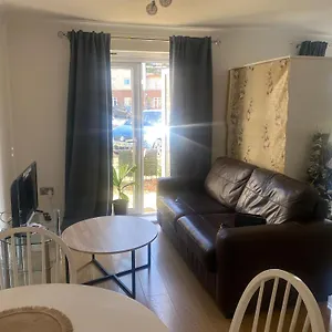 Apartment Flat 1 Emmanuel Court London