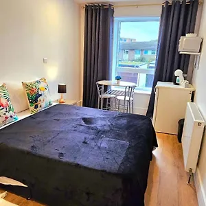 Homestay Penelope Ensuite Double London