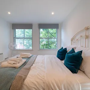 2br Flat With Parking In Apartment *