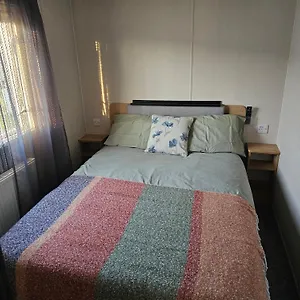 Luxury Caravan Seaside Retreat Holiday home