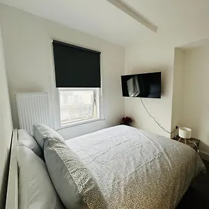 Apartment View Flat 2 Barnet