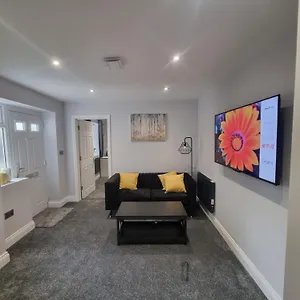 Apartment A Luxury 2 Bed Flat In