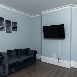 Apartment Tranquil 3br In Arnos Grove New Southgate