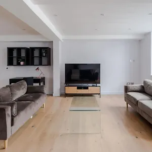 Apartment Law & Order - Farringdon - By Frankie Says *
