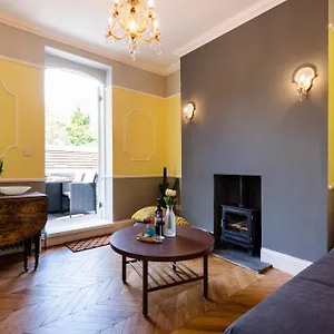 Apartment Stylish Hyde Park Gem London