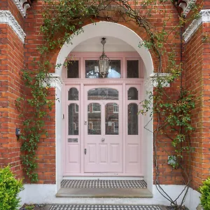 Villa Heaver House - Stunning, Large, 5br House Nr Tube And Tooting Common *