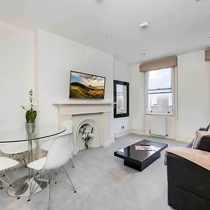 1 Bed Apartment- Marble Arch 4 London
