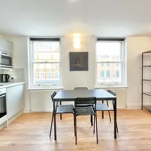Amazing Spacious 2 Bed