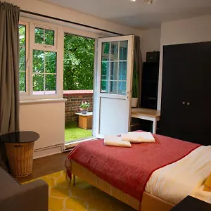 Apartment Cosy 3b In The *