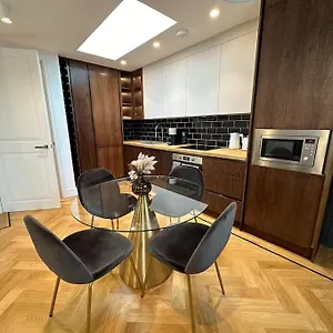 Flat 3 7a Lavender Hill Apartment London