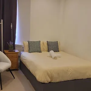 Smart 4 Sutton (Greater London)