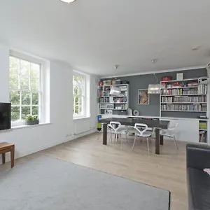 Apartment Battersea 2 Bedroom 2 Toilet Flat *