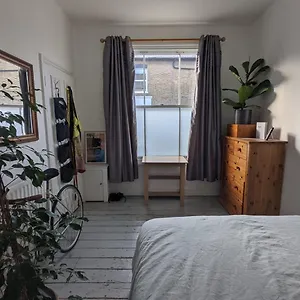 Cosy Christmas In Lovely Child Friendly Flat London
