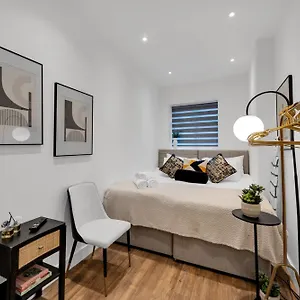 Apartment Petite Bliss, Charming Hideaway *