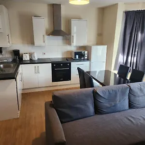 London 2 Bed Sleeps 5 To 6 Netflix Family Friendly *