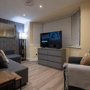 Luxury Ground Floor 2 Bedroom