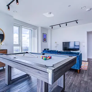 Apartment Legacy Punks By Artsy London