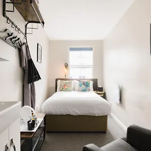 Borough High Street Hotel 3*