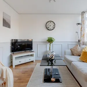 Quaint 1bd Flat With Balcony In Maida Vale * London